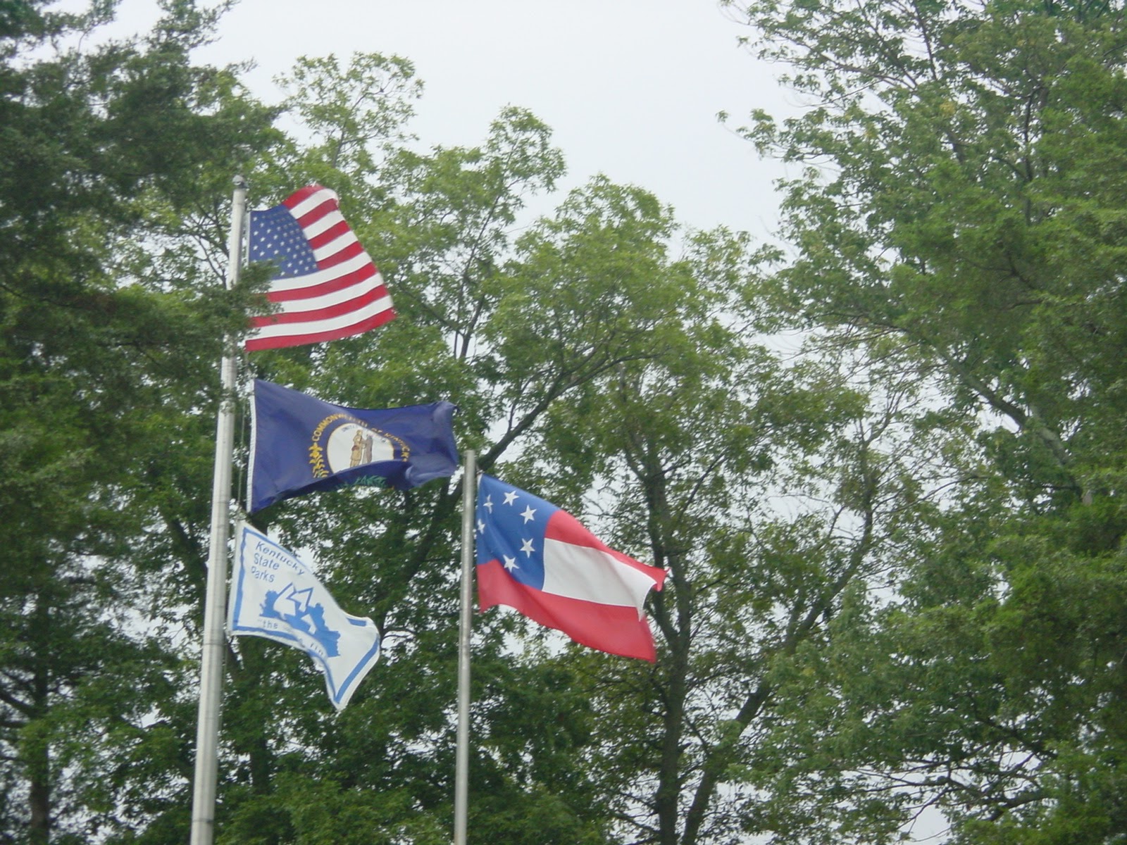 Flags over Perryville Battlefield Memorial
