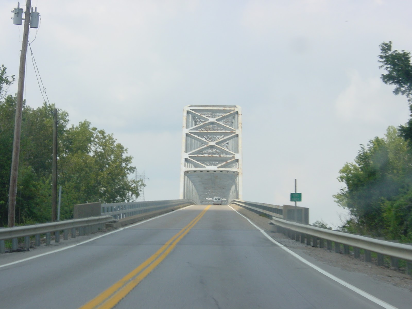 Crossing the Ohio. Between Kentucky and Illinois