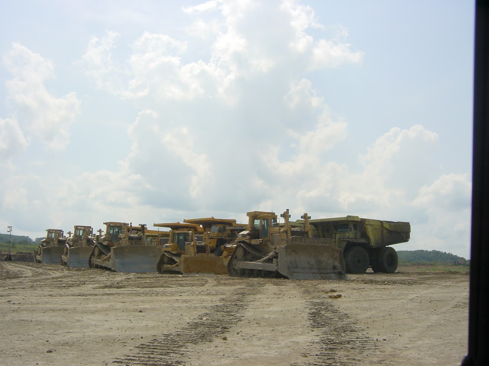 Earthmovers. South central, IL