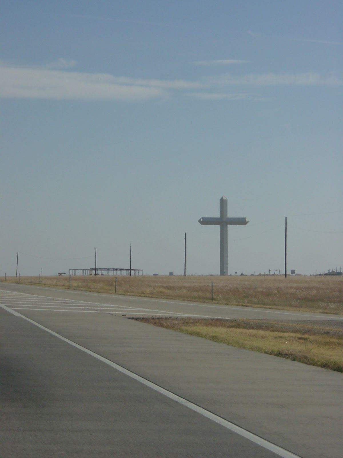 2nd largest cross in North America